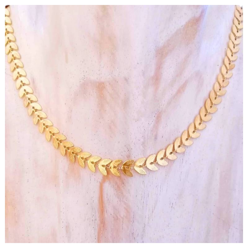 Collar Fishbone