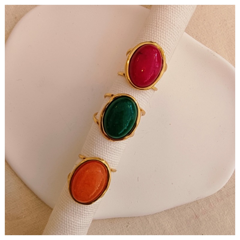 anillo con piedras